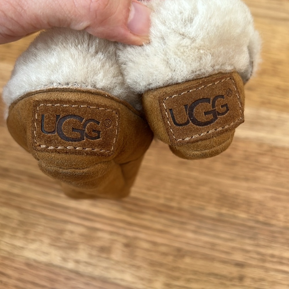 UGG Baby Infant Suede Booties Slipper Shoes 4-12M (Size 2/3) - Picture 3 of 6